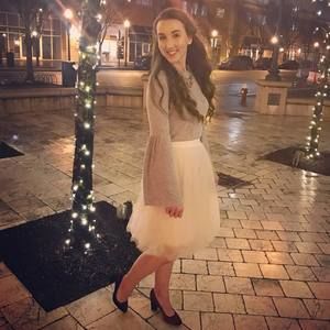 Meet your Posher, Julia